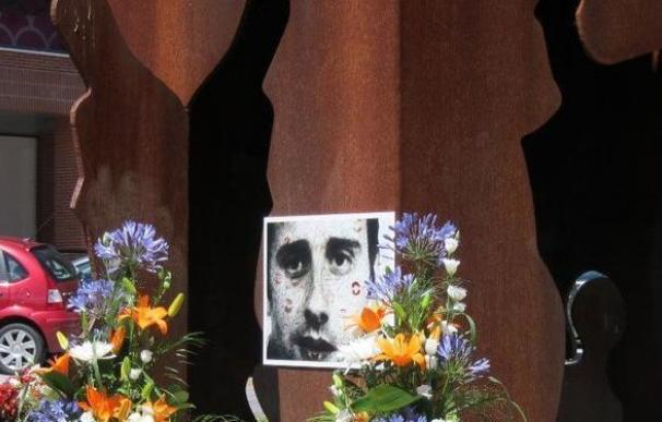 La izquierda abertzale acude por primera vez en 19 años al homenaje de Miguel Ángel Blanco