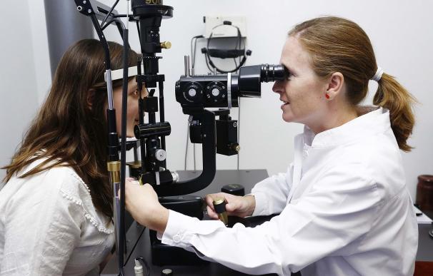 Un nuevo colirio biocompatible repara la córnea sin dolor para tratar el ojo seco severo