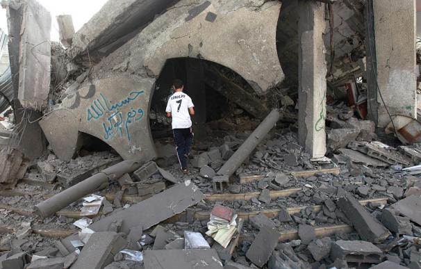 Continúa la ofensiva en Gaza bajo esfuerzos árabes por un alto el fuego