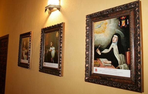 Donan retratos de otros 3 doctores españoles de la Iglesia a la Casa Natal de San Juan de Ávila en Almodóvar del Campo