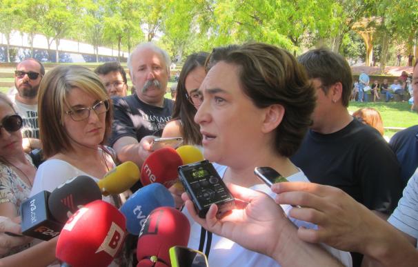 Ada Colau replica a Santamaría sobre el CIE: "Tenemos competencia en licencias y en Derechos Humanos"