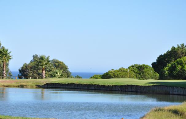 El campo de golf de Islantilla celebrará once torneos durante su temporada de verano