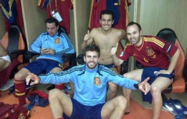 La foto que Piqué subió a Twitter en la que se ve a los jugadores celebrando el pase a la final
