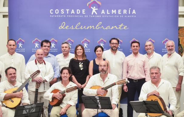 El Grupo Almenara presenta su primer trabajo discográfico, 'Bajo el cielo de Almería'