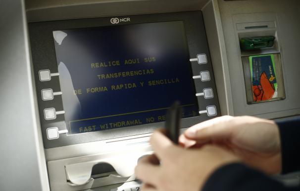 Los clientes de Andbank España podrán usar de forma gratuita los cajeros de Banca March y Grupo Popular