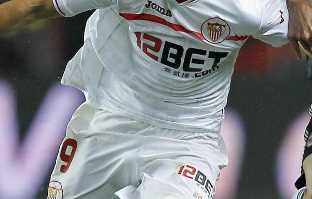 El jugador del Sevilla Perotti dice que la Liga de Campeones está lejos pero queda la segunda vuelta