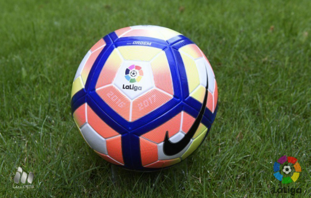 Así es el nuevo balón de LaLiga para la temporada 2016/2017