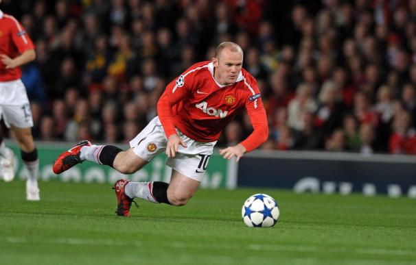 Rooney firma un nuevo contrato que le vincula al Manchester United hasta 2015