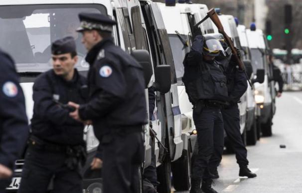 Detenido un joven de 23 años radicalizado que tenía explosivos en París