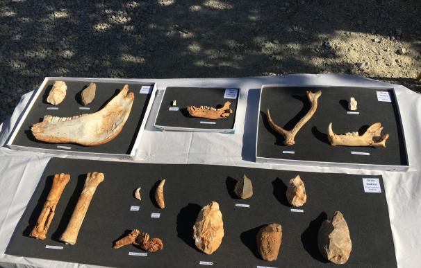 AV-Hallan en Atapuerca un nuevo yacimiento con restos de hace 400.000 años y esperan encontrar vestigios de 1,5 millones