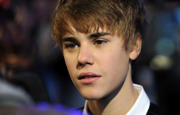 Bieber dedica su 17 cumpleaños a quienes no tienen agua potable en el mundo