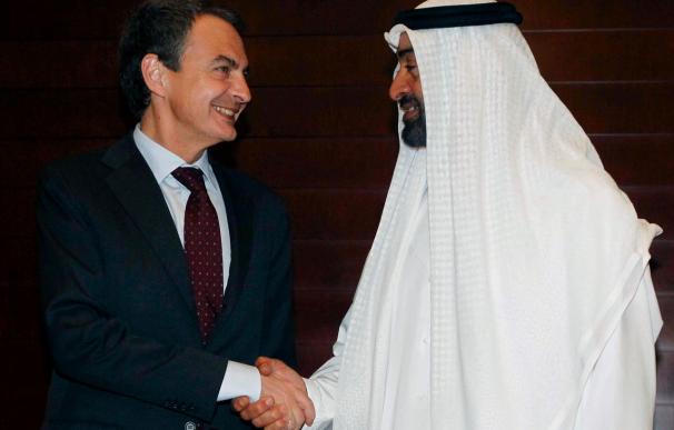 Zapatero busca en los Emiratos Árabes nuevas oportunidades empresariales