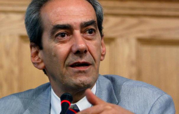 González-Páramos (BCE) dice que "Gobierno sabe que en objetivos de déficit le va todo"