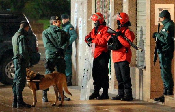 Encontrados armas y explosivos en el piso de uno de los etarras detenidos en Vizcaya