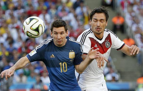 Alemania y Argentina igualan a cero al descanso