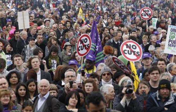 Manifestación en Londres contra los recortes del Gobierno