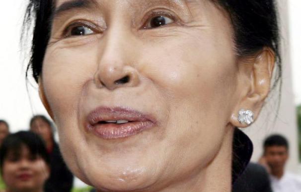 EE.UU. dice que liberar a Suu Kyi después de las elecciones es una "manipulación cobarde"