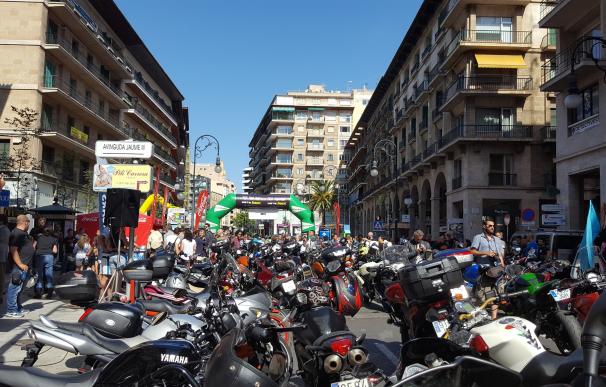 Moto Rock Mallorca reúne a cientos de moteros en Palma en homenaje a Luis Salom
