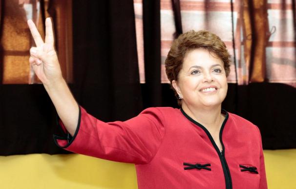 Los brasileños votan en un clima de normalidad para elegir al sucesor de Lula
