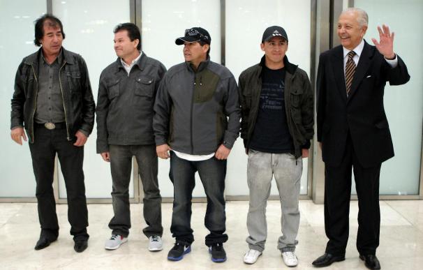 Cuatro de los 33 mineros de Chile visitaron el Bernabéu