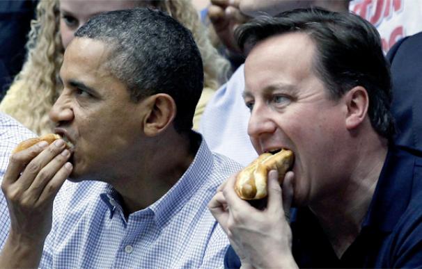 Obama y Cameron: una tarde en el basket