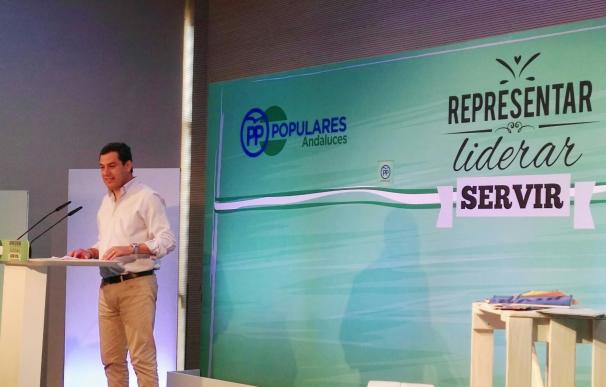 Juanma Moreno aboga por "dejar a un lado el peso de las siglas y trincheras ideológicas" y pensar en los españoles