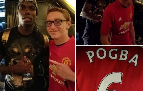 Pogba ya firma camisetas del Manchester United