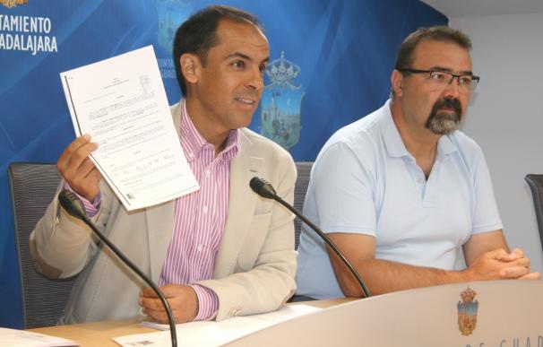 PSOE cree que el Gobierno de Guadalajara dio información privilegiada sobre los conciertos de la Feria a una empresa