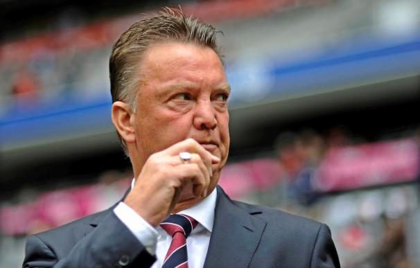 EL Bayern anuncia la renovación de Van Gaal en medio de la crisis