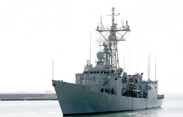 La Marina india libera al "Vega 5" y rescata a 13 de los tripulantes pero no hay noticias de los españoles
