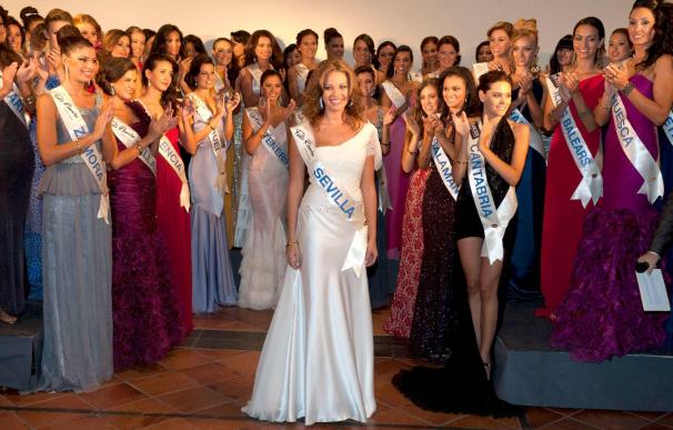 Miss Sevilla, la más premiada en la gala previa de Miss España 2010