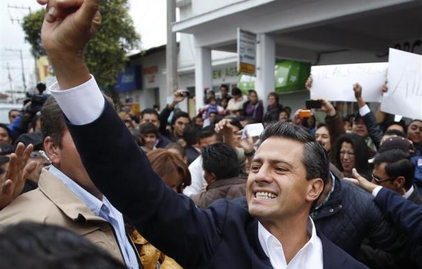 Peña Nieto se declara vencedor en las presidenciales de México