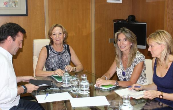 Carmen Ortiz apuesta por aprovechar sinergias con la universidad para potenciar el sector agroalimentario andaluz