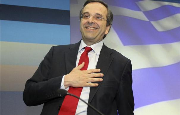Samarás llama a formar un frente patriótico para mantener a Grecia en la eurozona