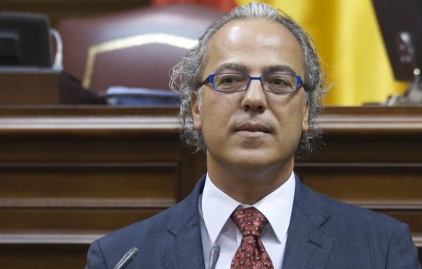El Parlamento de Canarias aprueba un Plan de Salud para año y medio