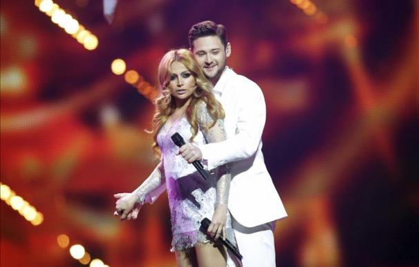 Bakú "enciende" la final del 57 Festival de Eurovisión