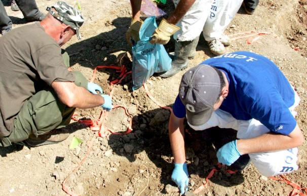 Recuperan 348 cadáveres arrojados a un pantano durante la guerra en Bosnia
