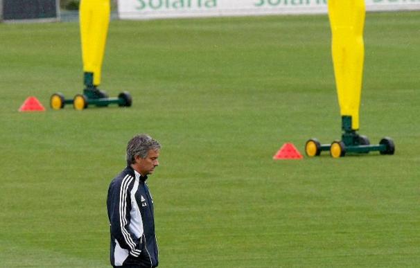 Portugal quiere que Mourinho dirija a la selección lusa en dos partidos