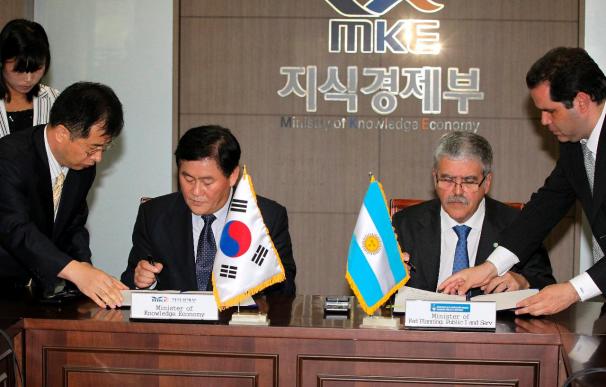 Corea del Sur ayudará en la construcción de una planta nuclear en Argentina