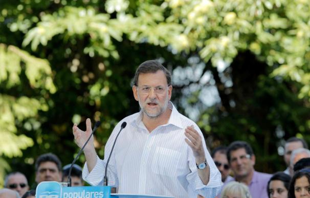 Rajoy ve un Gobierno "solo" y "provisional", con ministros "a tiempo parcial"