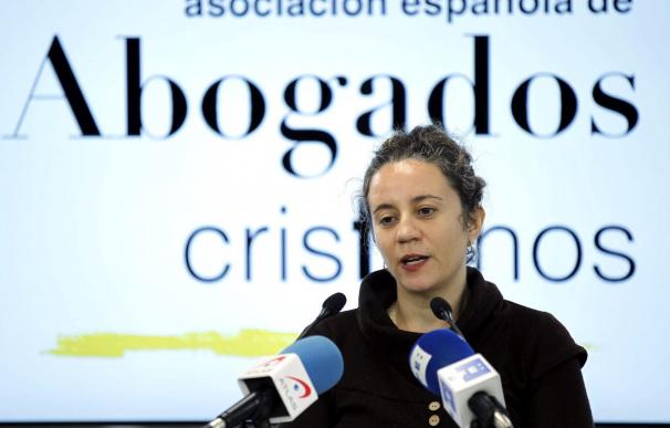 Una madre se querella contra la Sanidad valenciana por recomendarle el aborto