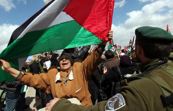 Las mujeres palestinas protestan contra el machismo y la ocupación israelí