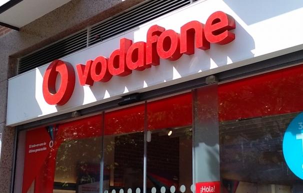 (Ampl.) Vodafone España eleva un 1,3% los ingresos por servicio y un 4,9% en términos comparables
