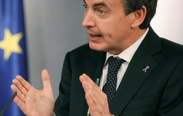 Zapatero afirma que la confianza es cada día más fuerte para acabar con ETA