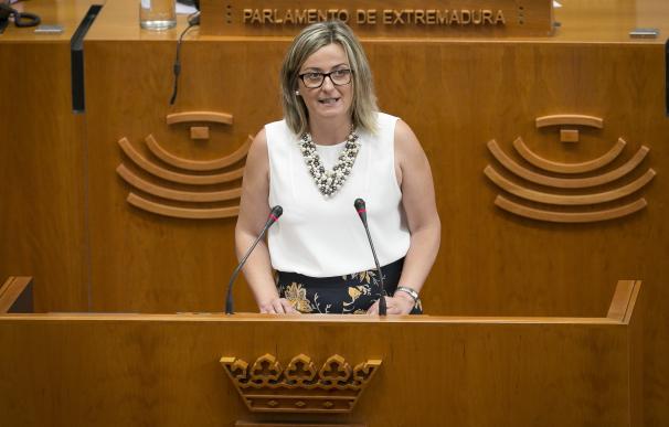La presidenta de la Asamblea de Extremadura participa este sábado en Asturias en el plenario de la Coprepa