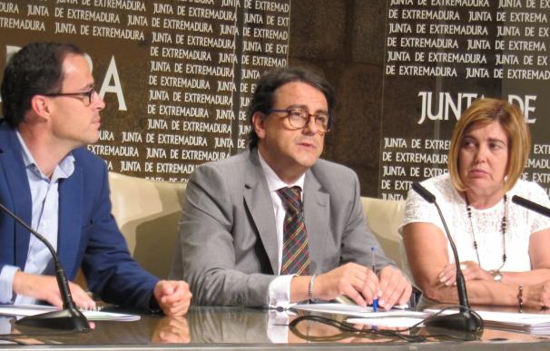 Junta y diputaciones extremeñas invertirán 1,4 millones para habilitar 471 plazas para dependientes en zonas rurales