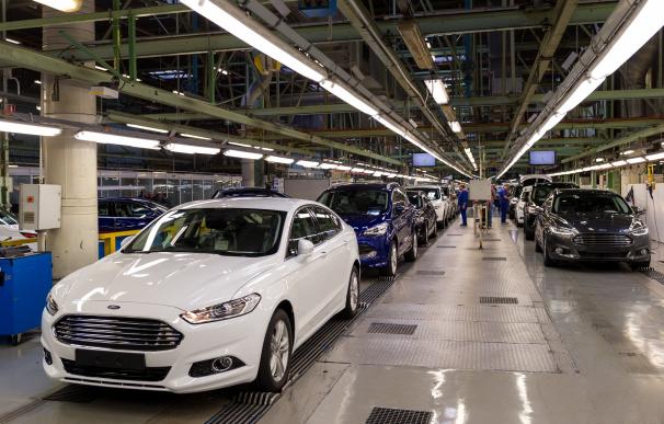 Empresa y sindicatos de Ford Almussafes se citan el lunes para ver propuestas alternativas a los 430 despidos