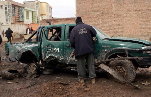 Mueren 12 civiles en la explosión de una bomba caminera en el este de Afganistán