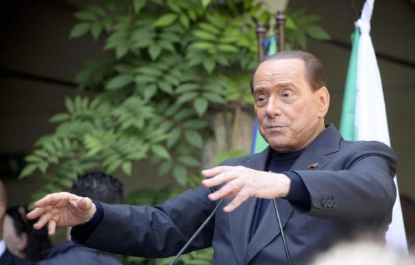 La defensa de Berlusconi alegó que la absolución correspondía por falta de fundamentos de los hechos por los que fue condenado