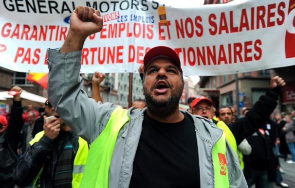 La huelga en Francia causó ayer más de 300 cancelaciones de vuelos en aeropuertos de España
